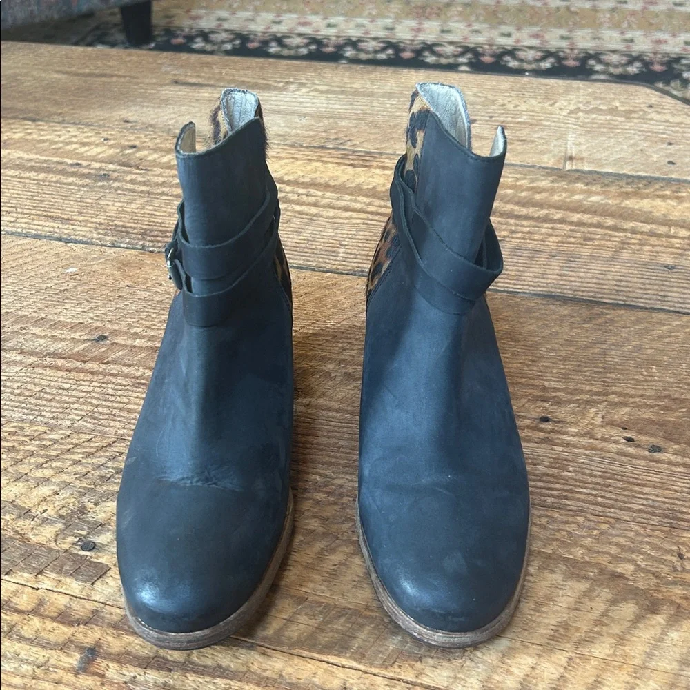 Boden Black and leopard ankle boot